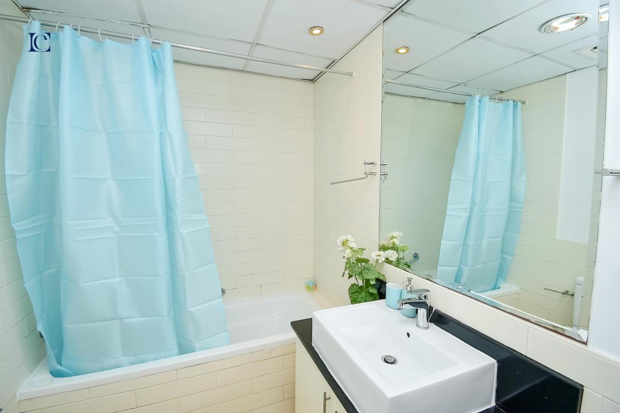 Luxury Escapes - Budget Studio With Balcony, Yacht Bay Marina Дубай Экстерьер фото