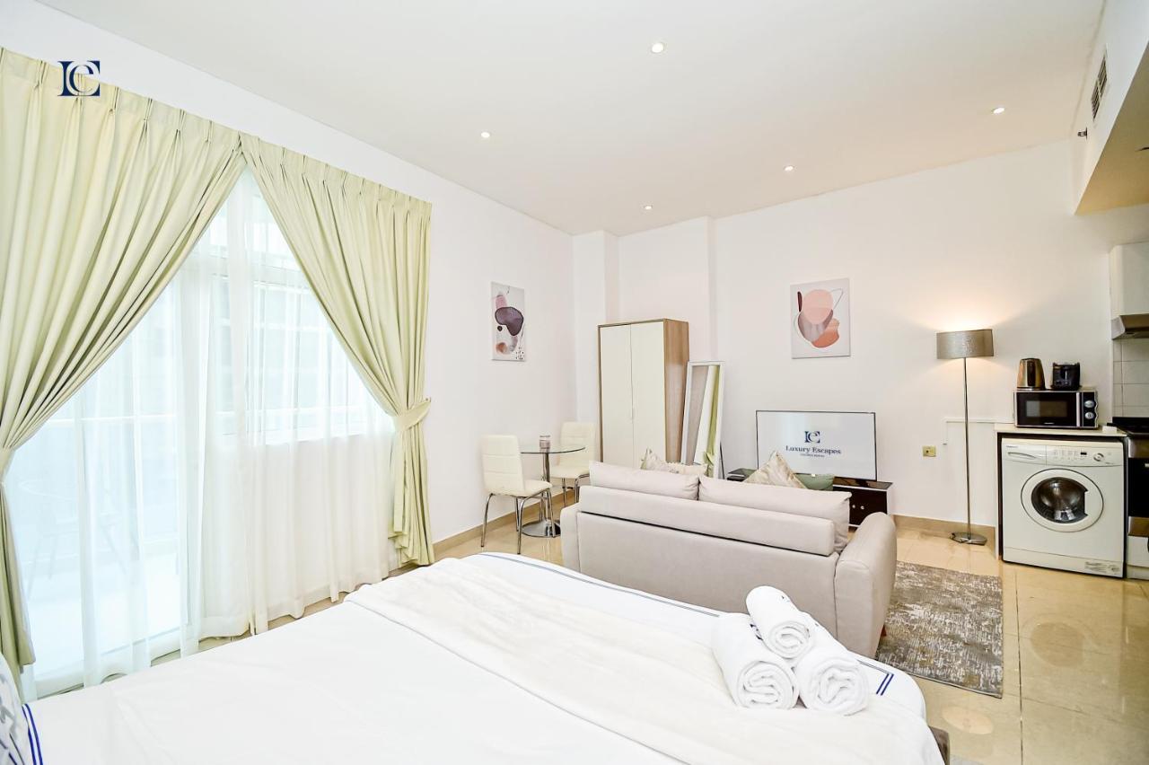 Luxury Escapes - Budget Studio With Balcony, Yacht Bay Marina Дубай Экстерьер фото