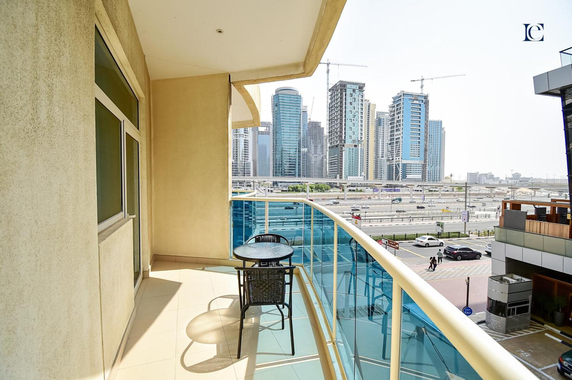 Luxury Escapes - Budget Studio With Balcony, Yacht Bay Marina Дубай Экстерьер фото